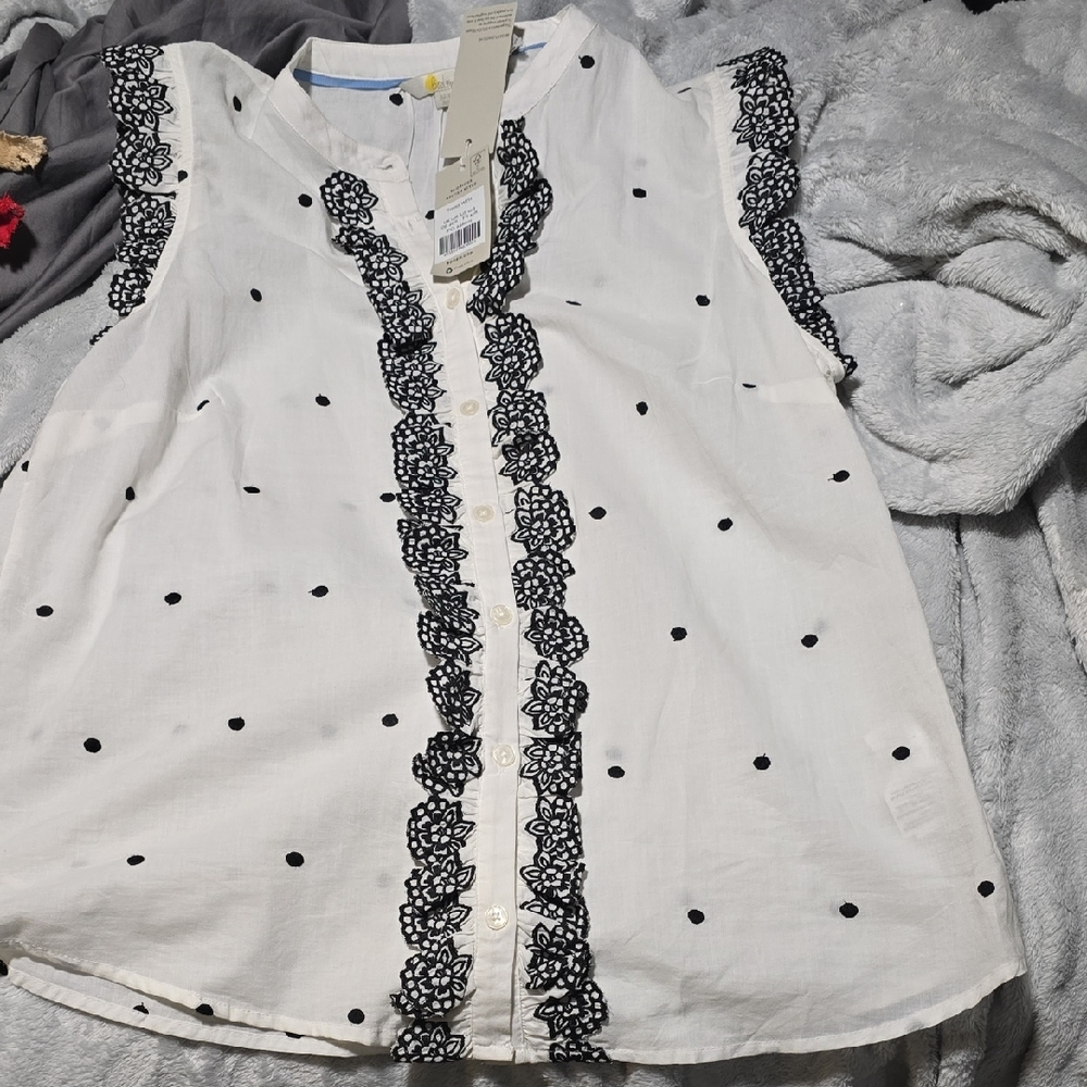 Boden White Top with Black Embroidery